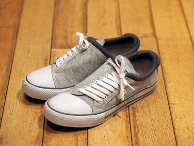“GREENY”SIDE LACE SNEAKERS：スニーカー