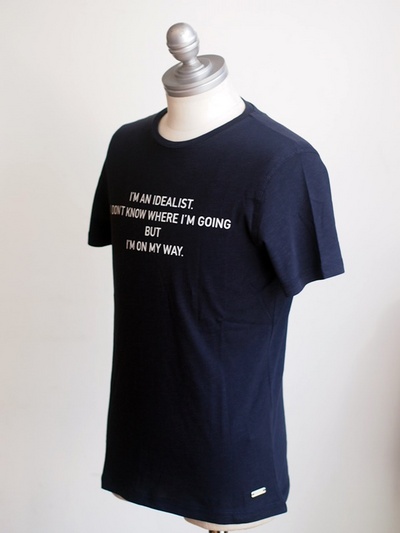 SSEINSE(センス)スラブ天竺メッセージプリントTシャツ
