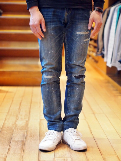 AKM別注WネームDamage Denim