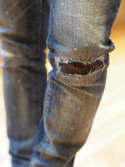 AKM別注WネームDamage Denim