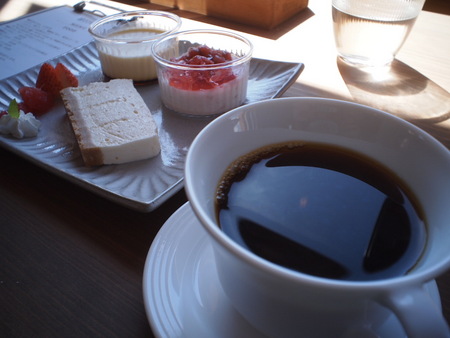 浜名湖畔を一望！　ステキcafe　麦カフェさんへ♪