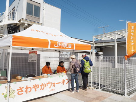 JRさわやかウォーキング　春の梅田親水公園と湖西路めぐり