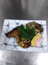 今日のおかずは、ぶりの照り焼き… 2019/06/30 12:29:45