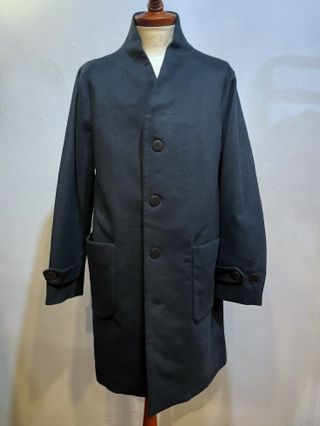 TROVE / LASSE COAT l MUTTS