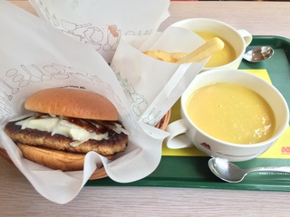 久しぶりのモスバーガー♪