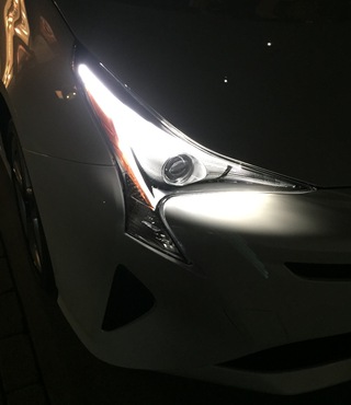 新型プリウス(*^_^*)