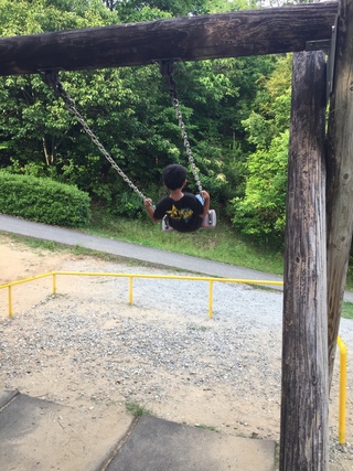 都田公園でブランコ♪