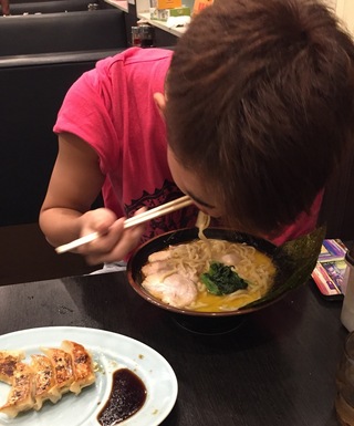 長男とディナー(-ω-)/
