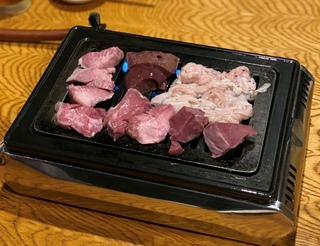 ホルモン屋「とんとん」さんへ♪