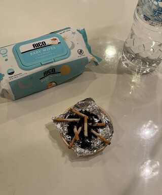 変なチョコ(￣д￣)