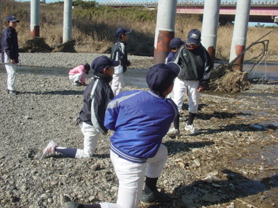 サブマリン投法