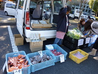 農家直売フリーマーケットで・・・