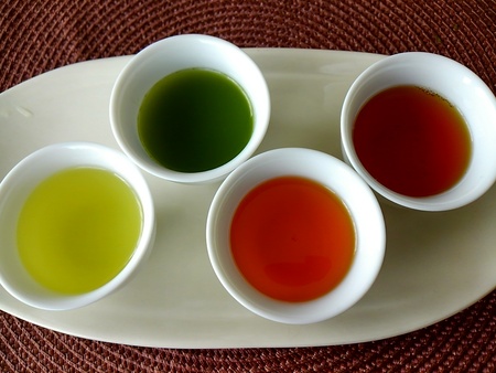 自由研究向けに、また、親子体験に日本茶講座はいかがでしょうか？(*^-^*)