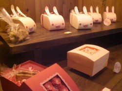 お菓子なBOX展へ♪