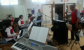 訪問演奏　デイサービス「なでしこ」