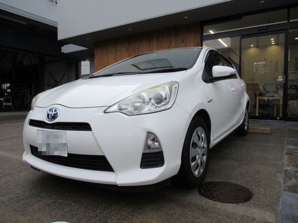中古車　アクア　納車！！