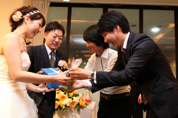 “浜松街中のお洒落レストランで結婚式二次会”