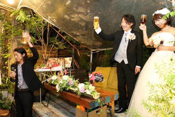 “浜松のパーキングで結婚式１．５次会！”