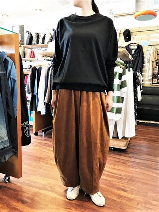 LUEUF　２WAYカットソー＆chloro sister ワイドコクーンパンツ入荷♫