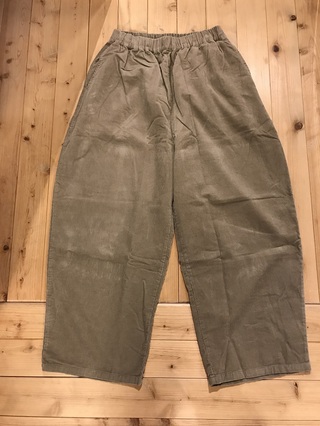 NARU 人気のパンツ２型入荷しましたぁ♬