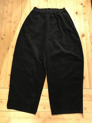 NARU 人気のパンツ２型入荷しましたぁ♬
