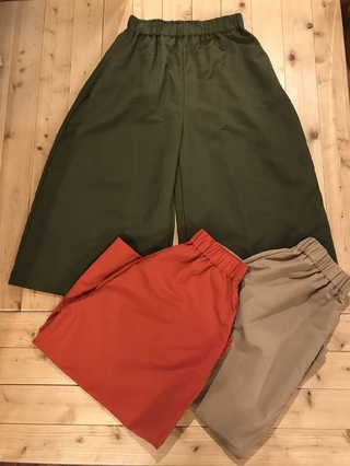 NARU 人気のパンツ２型入荷しましたぁ♬