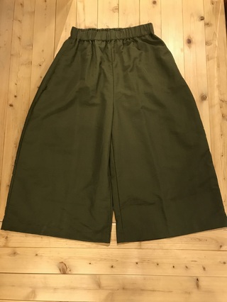 NARU 人気のパンツ２型入荷しましたぁ♬