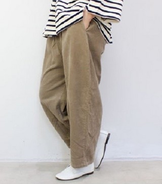 NARU 人気のパンツ２型入荷しましたぁ♬