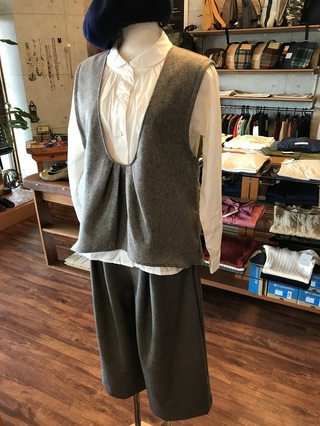 NARU　ベスト＆ワイドパンツ入荷♪とっても可愛いっス♬