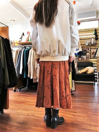 NEEDLE WORKS　人気プリーツパンツのNEW柄登場で～す♪
