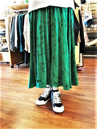 NEEDLE WORKS　人気プリーツパンツのNEW柄登場で～す♪
