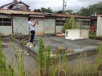 解体下見を後輩と一緒に　下見をする後輩 2016/07/27 22:47:58