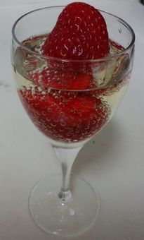 苺シャンパン