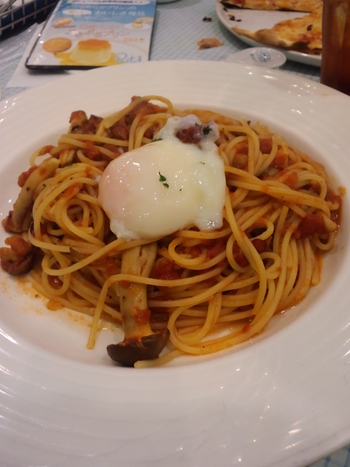 パステルのピッツァ食べ放題！