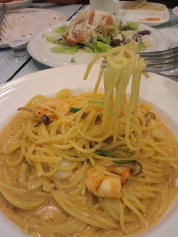 パステルのピッツァ食べ放題！