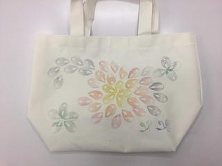 消しゴムはんこ作りに挑戦！