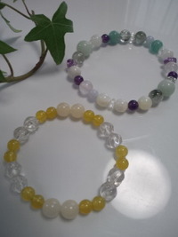 新作ブレスレット入荷