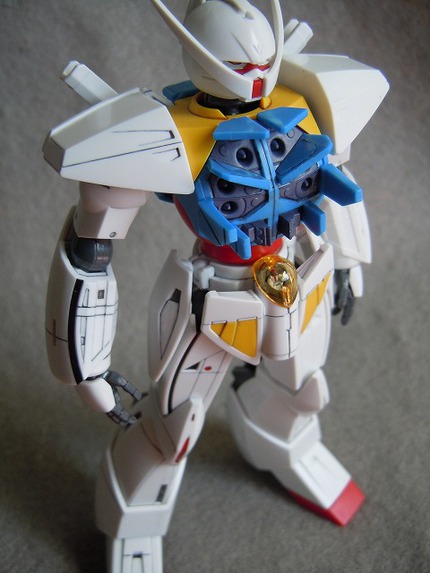 【HGCC】 ∀ガンダム（ターンエーガンダム）墨入れ完成（半身）