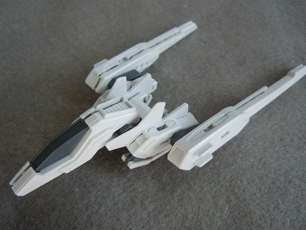 【HGBF】 スタービルドストライクガンダム プラフスキーウイング　ユニバーサルブースター