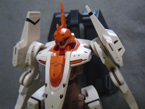 【HG】 エルフ・ブルック(マスク専用機) 　追加ブースターとスミ入れ完成