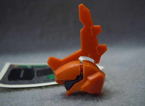 【HG】 エルフ・ブルック(マスク専用機) 　腕と頭部　合わせ目