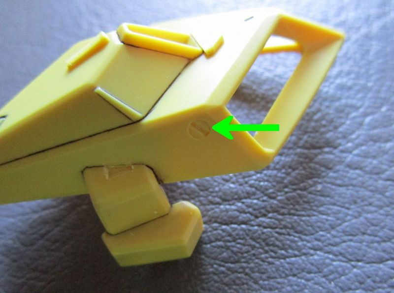 【HG】　パワードジムカーディガン ランナータグを使った改造4