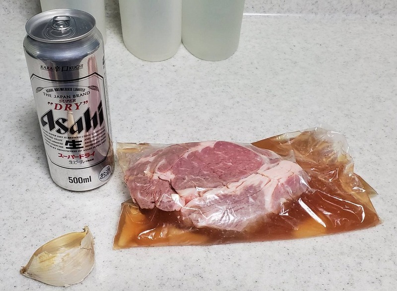 ステーキをビールで柔らかく　男の料理