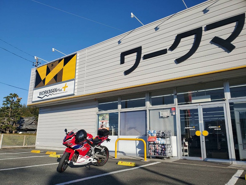 季節ごとに1種類の靴下を使う