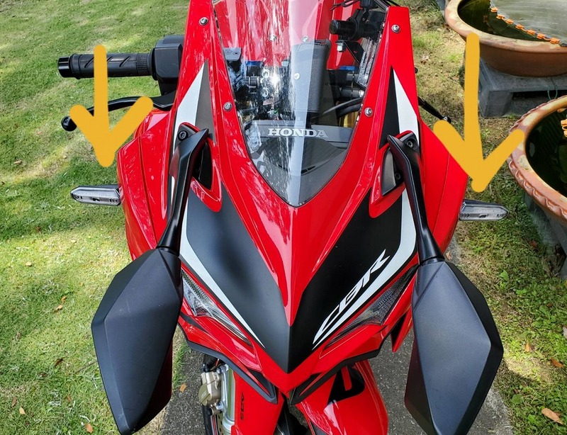 CBR250RR （MC51）カウルを外してウインカー修理してみた l さく犬の