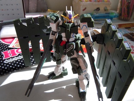 【HG】 ガンダムサバーニャ改　デザイナーズバージョンデコ