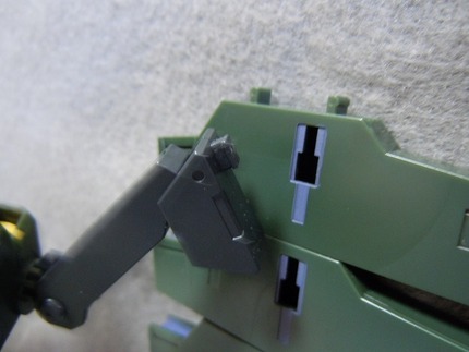 【HG】 ガンダムサバーニャ　GNホルスタービットコンテナ