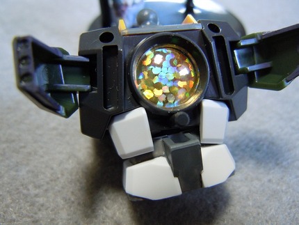 【HG】 ガンダムサバーニャ　ボディー装甲とGNドライヴラピー