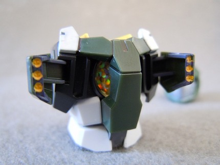【HG】 ガンダムサバーニャ　ボディー装甲とGNドライヴラピー