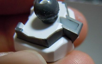 【HG】 ガンダムサバーニャ　ボディーフレームと塗装はみ出し